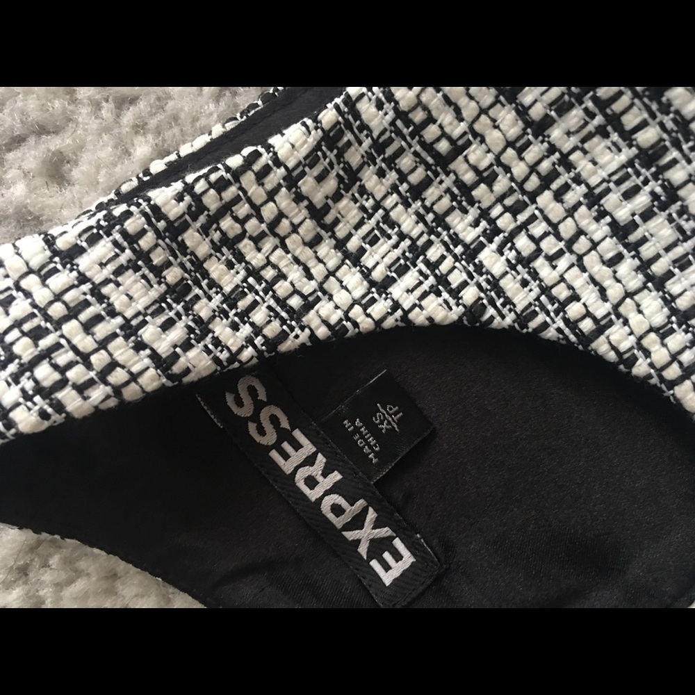 Express crop top - Picture 3 of 3